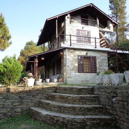 Frozen Woods Resort Mukteshwar Luaran gambar